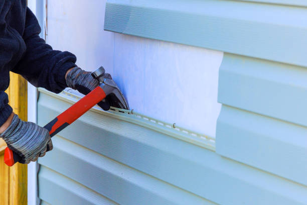 Reliable Emergency Siding Repair contractor in Rosemount, MN by Squared Siding